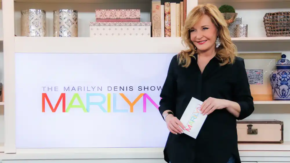 Marilyn Denis on set